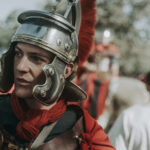 EP101_ Quintus approaches Nico's cart