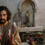 EP207_Drawingattention