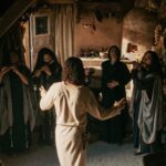 EP305-JesusKicksOutMourners